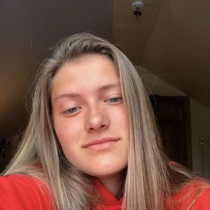 Meet your Posher, Cora